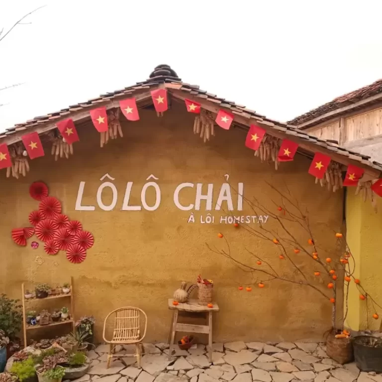 À Lôi Homestay - Lô Lô Chải